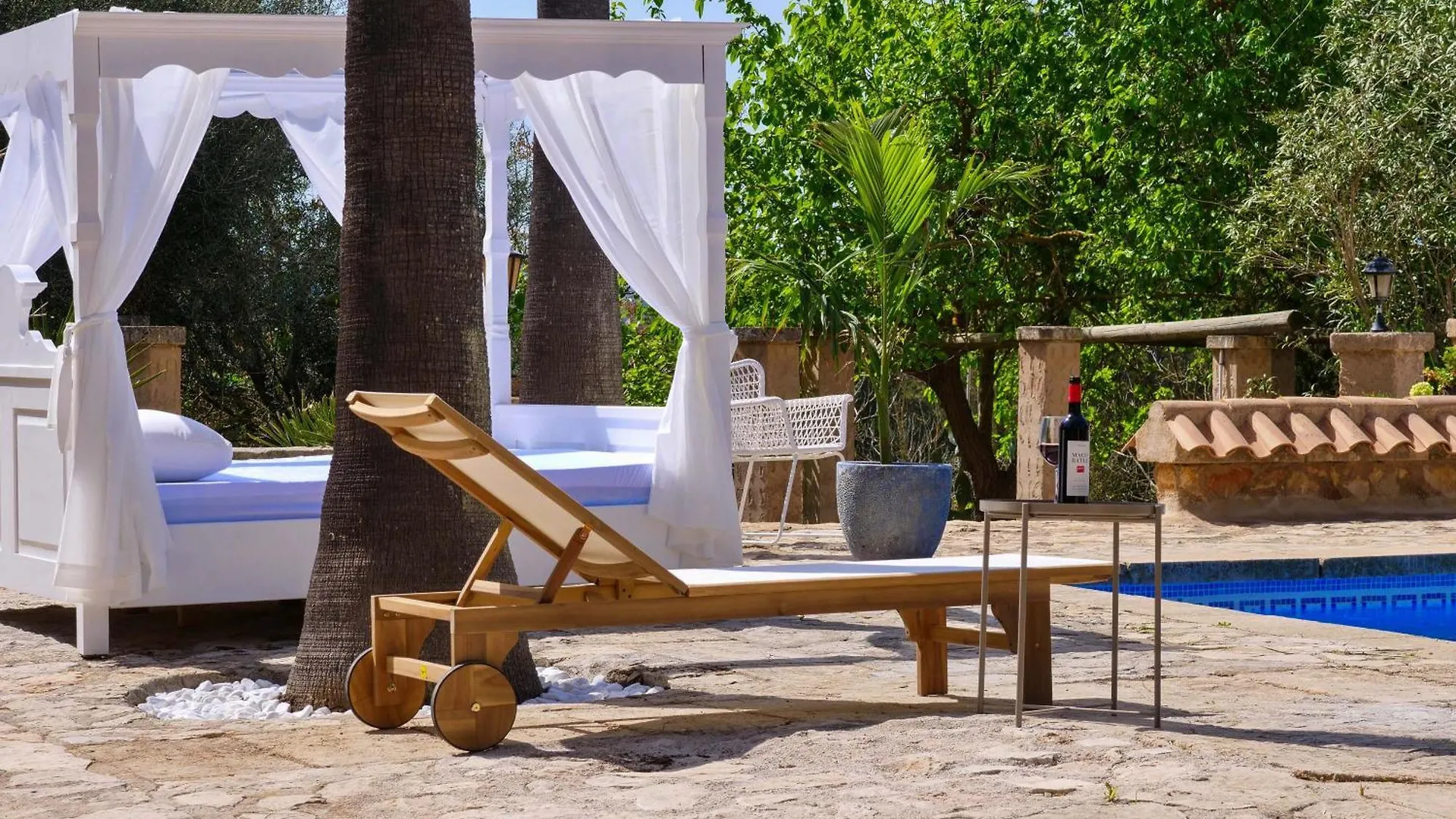Patxo, Doppelzimmer Auf Fincagehoeft, Wifi, Klima, Xxl Pool, Terrasse, Yoga, Gemeinschaftskueche Manacor  Alojamento de Turismo Rural Manacor (Mallorca)